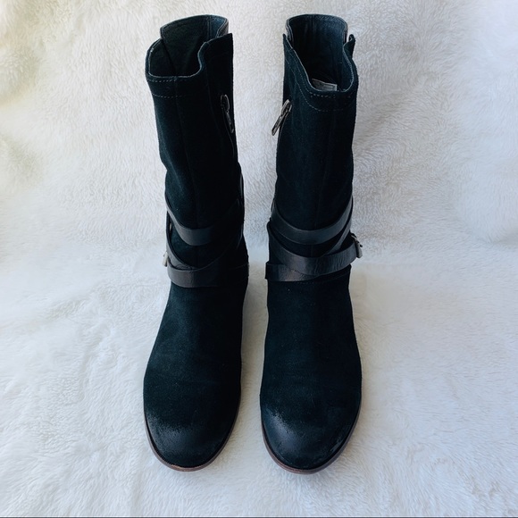 UGG Deanna Boots in Black - Picture 2 of 7